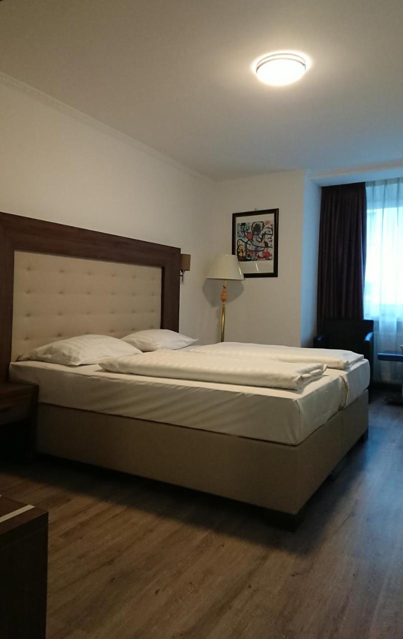 Rugs Hotel Duesseldorf Екстер'єр фото